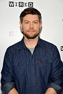How tall is Patrick Fugit?